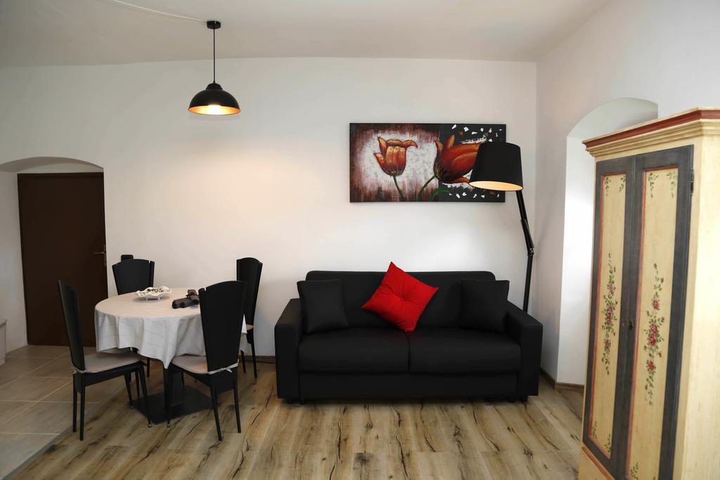 Residence Sugrac Valpicetto Luaran gambar