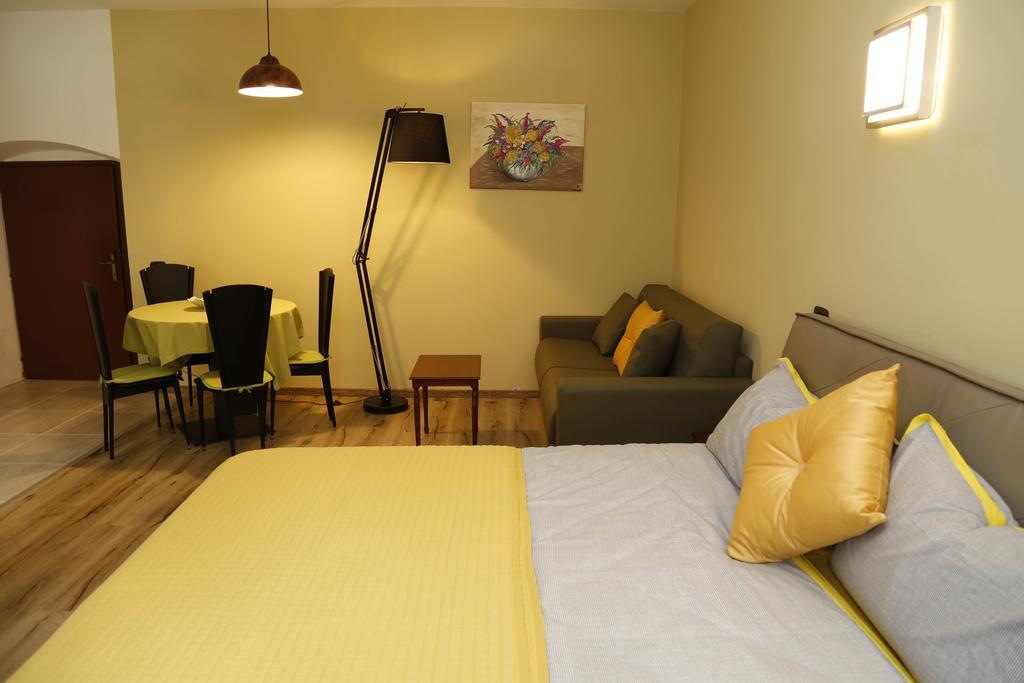 Residence Sugrac Valpicetto Luaran gambar